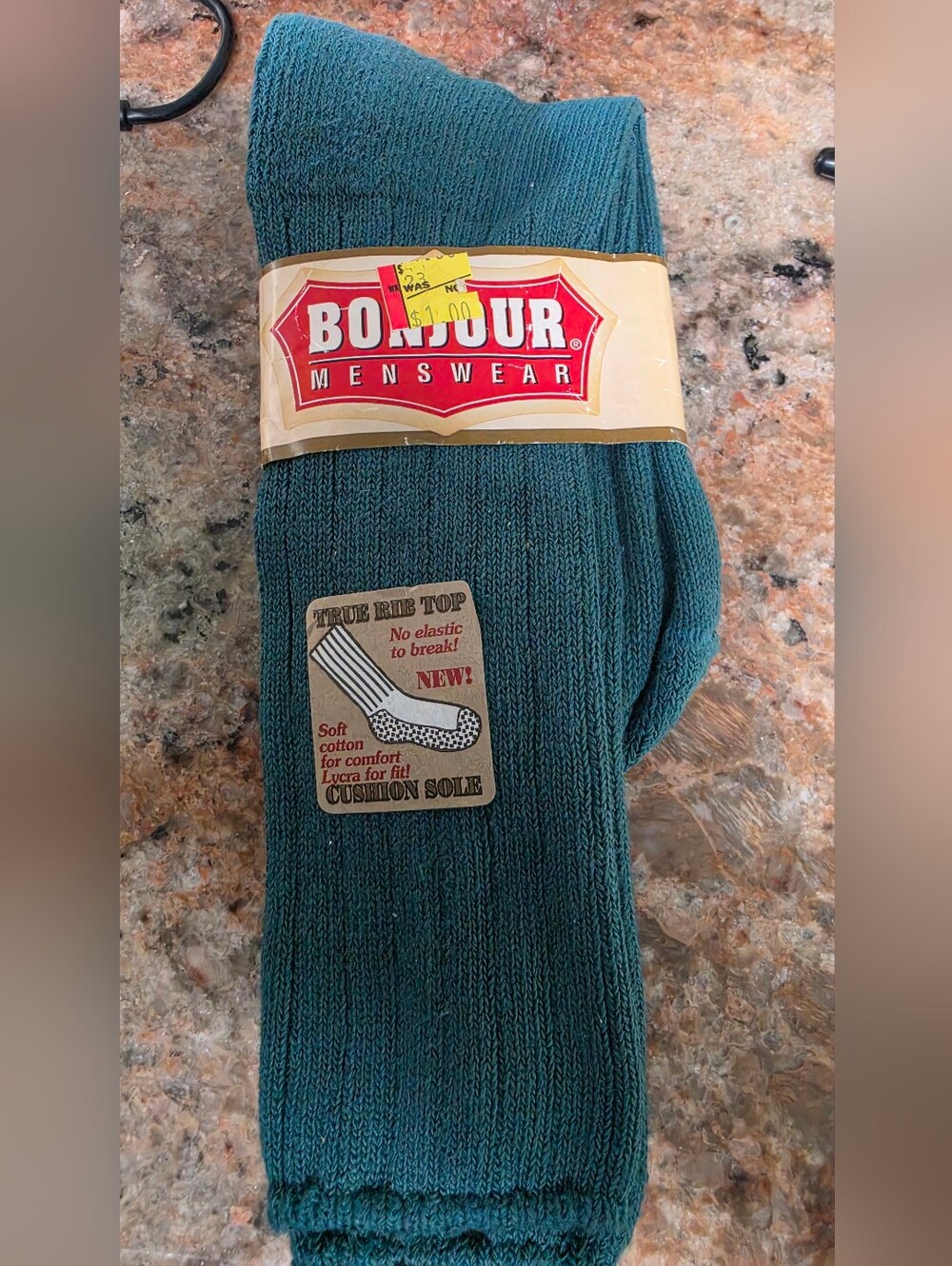 VINTAGE RETRO Bonjour New With Tags Teal Crew Socks